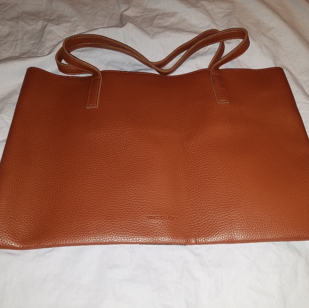 ☃️BOGO 1/2 OFF☃️ BNIB VINCE CAMUTO LUCK TOTE - Picture 2 of 5